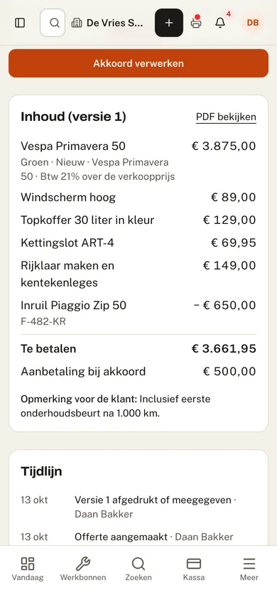 Een verkoopofferte met inruil en aanbetaling op de telefoon